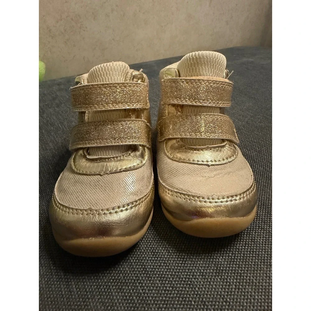 Munchkin‎ by Stride Rite Bennett Gold Glitter Sneakers Kids Size 5M MK000202